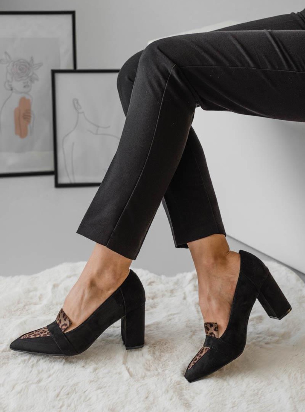 ADAMS Suede μυτερές γόβες με λεοπάρ λεπτομέρειες 004.848-23501-C ΜΑΥΡΟ/ΛΕΟΠΑΡ ADAMS Suede μυτερές γόβες με λεοπάρ λεπτομέρειες 004.848-23501-C ΜΑΥΡΟ/ΛΕΟΠΑΡ