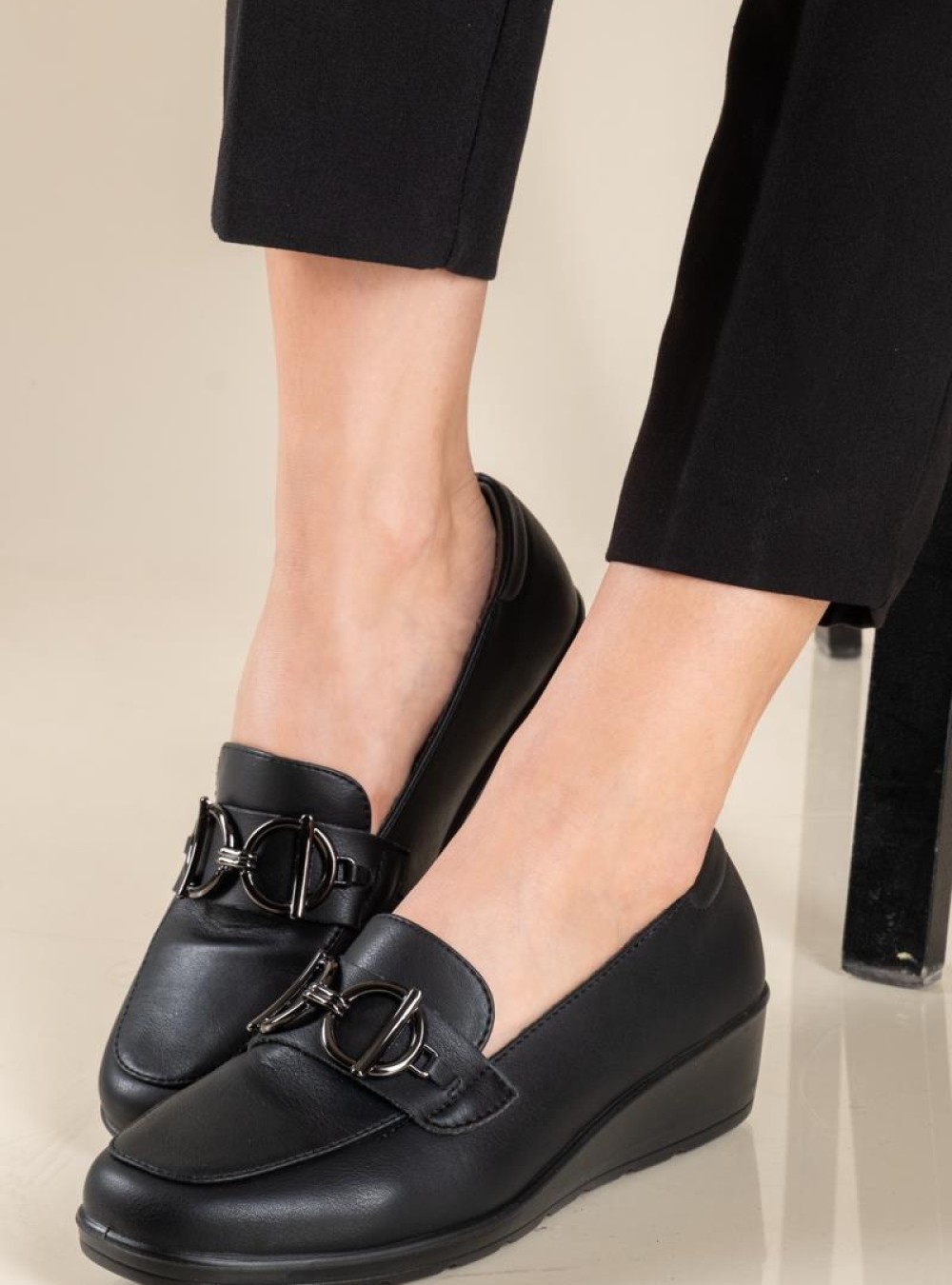 Parex ανατομικά μοκασίνια με διακοσμητική αλυσίδα 022.104-30-000-L ΜΑΥΡΟ Parex ανατομικά μοκασίνια με διακοσμητική αλυσίδα 022.104-30-000-L ΜΑΥΡΟ