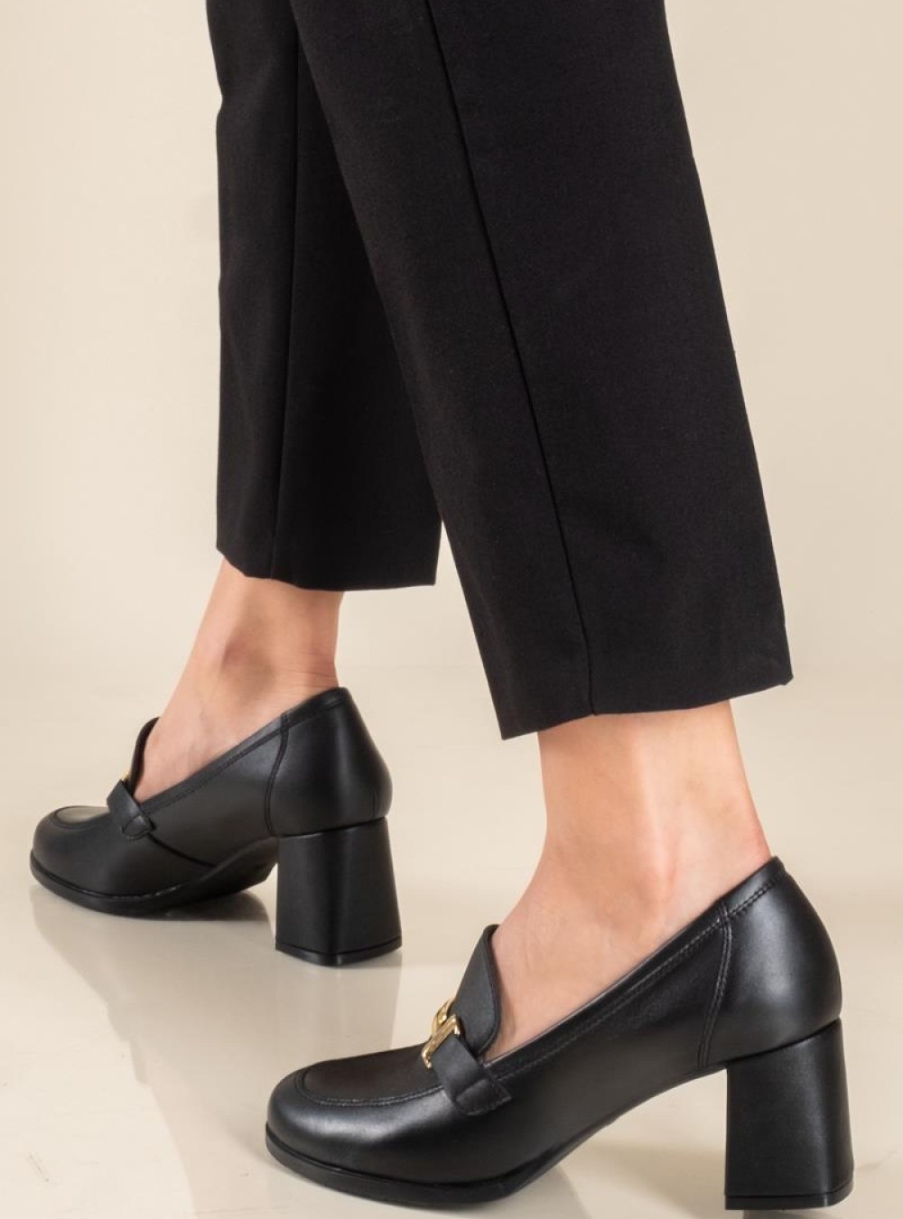 RAGAZZA δερμάτινα loafers με διακοσμητική αλυσίδα 331.063-L ΜΑΥΡΟ RAGAZZA δερμάτινα loafers με διακοσμητική αλυσίδα 331.063-L ΜΑΥΡΟ