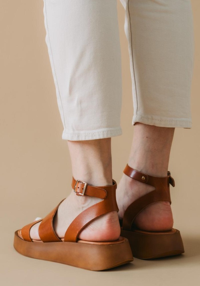 BAROQUE Δερμάτινα flatforms με δυο φάσες 305.217-L ΤΑΜΠΑ