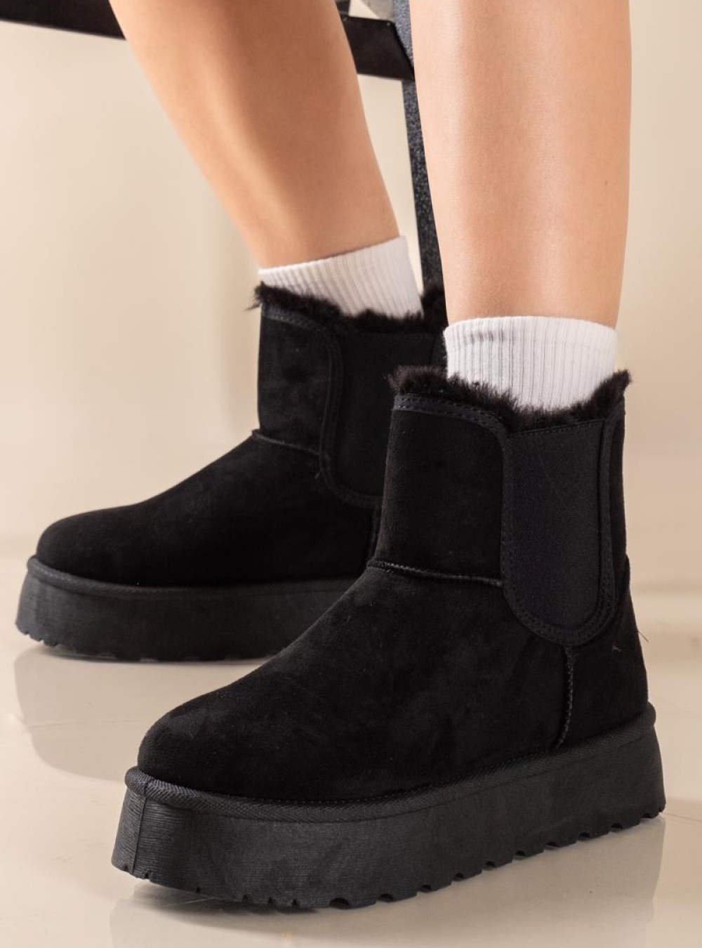 Sabino Suede μποτάκι με εσωτερική γούνα 028.HY21277-C ΜΑΥΡΟ Sabino Suede μποτάκι με εσωτερική γούνα 028.HY21277-C ΜΑΥΡΟ