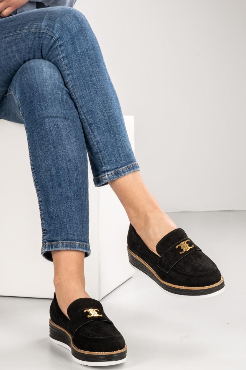 Loafers suede με μεταλλική αγκράφα 330.LL1339-C ΜΑΥΡΟ Loafers suede με μεταλλική αγκράφα 330.LL1339-C ΜΑΥΡΟ
