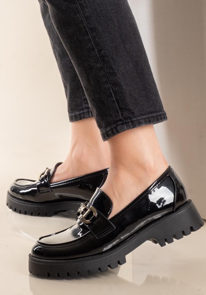 Λουστρίνι loafers με διακοσμητική πεταλούδα 330.Y6735-LU ΜΑΥΡΟ