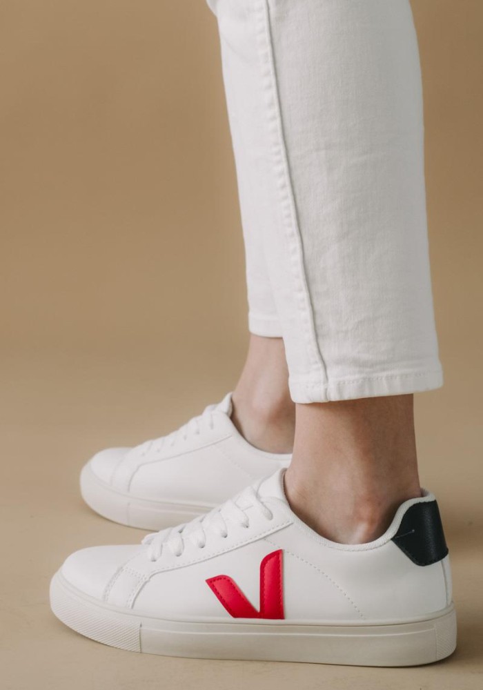 Tennis sneakers με διακοσμητικό στο πλάι 330.C891-L ΑΣΠΡΟ/ΚΟΚΚΙΝΟ