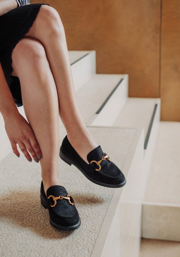 Loafers suede με μεταλλική αλυσίδα 396.M7315-C ΜΑΥΡΟ