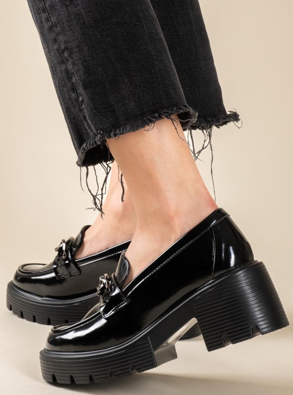Block-heeled loafers με μεταλλικό διακοσμητικό 431.LT2408-L ΜΑΥΡΟ Block-heeled loafers με μεταλλικό διακοσμητικό 431.LT2408-L ΜΑΥΡΟ