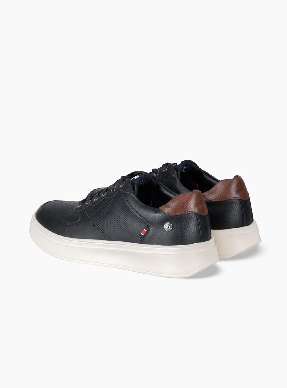 XTI Ανδρικό sneaker 395.143229-L ΜΑΥΡΟ/ΑΣΠΡΟ XTI Ανδρικό sneaker 395.143229-L ΜΑΥΡΟ/ΑΣΠΡΟ