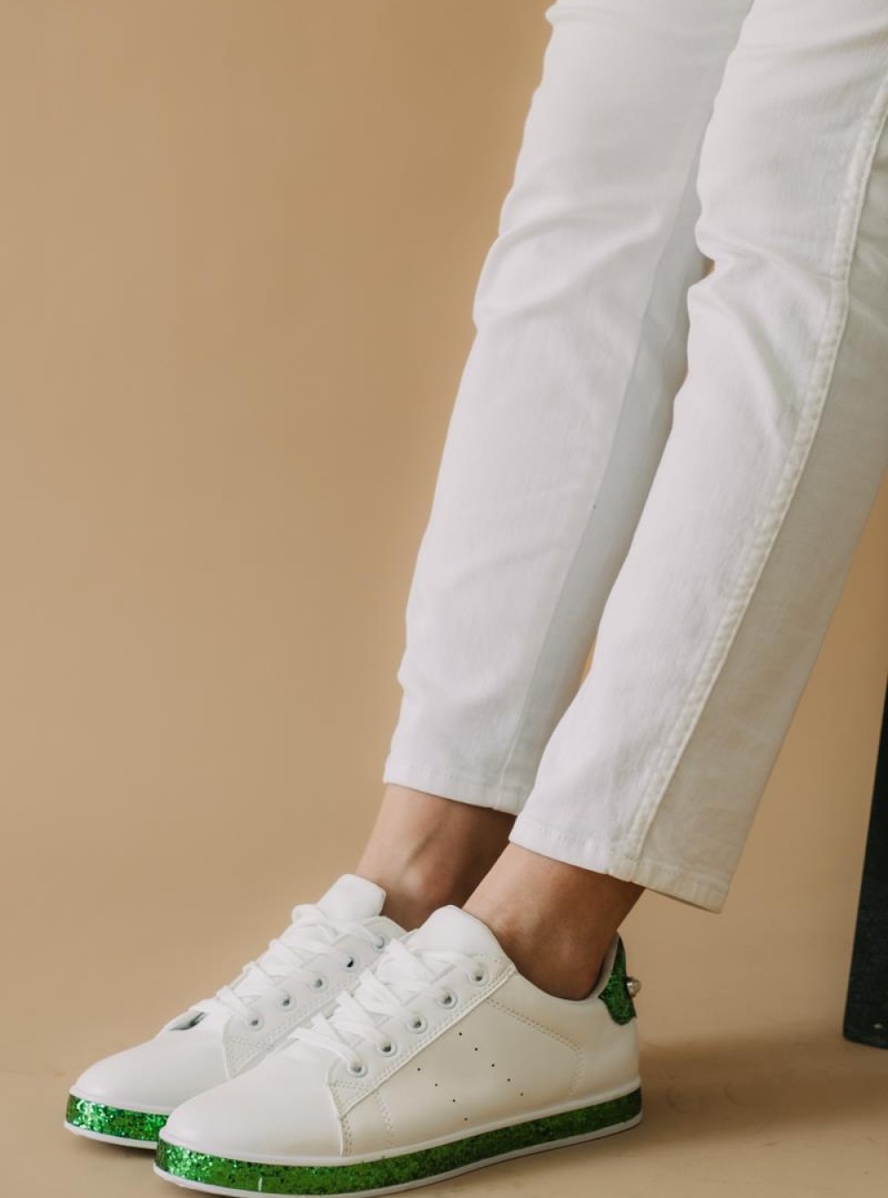 Tennis sneakers με glitter γύρω από την σόλα 330.D7984-L ΑΣΠΡΟ/ΠΡΑΣΙΝΟ Tennis sneakers με glitter γύρω από την σόλα 330.D7984-L ΑΣΠΡΟ/ΠΡΑΣΙΝΟ