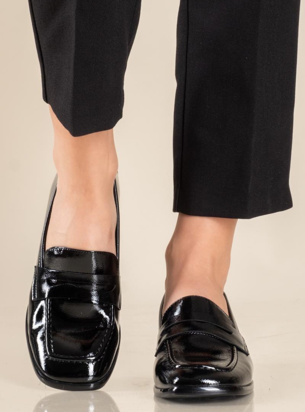 PAREX λουστρίνι γόβα με χαμηλό τακούνι 022.105-30-033-LU ΜΑΥΡΟ PAREX λουστρίνι γόβα με χαμηλό τακούνι 022.105-30-033-LU ΜΑΥΡΟ