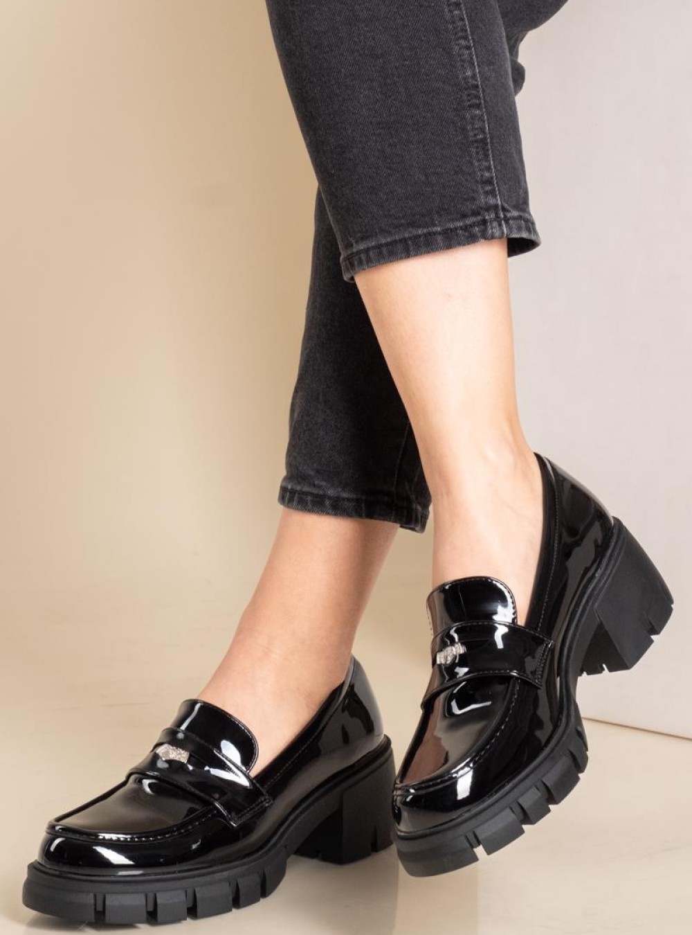 Tracksole λουστρίνι block-heeled loafer 330.D2737-LU ΜΑΥΡΟ Tracksole λουστρίνι block-heeled loafer 330.D2737-LU ΜΑΥΡΟ