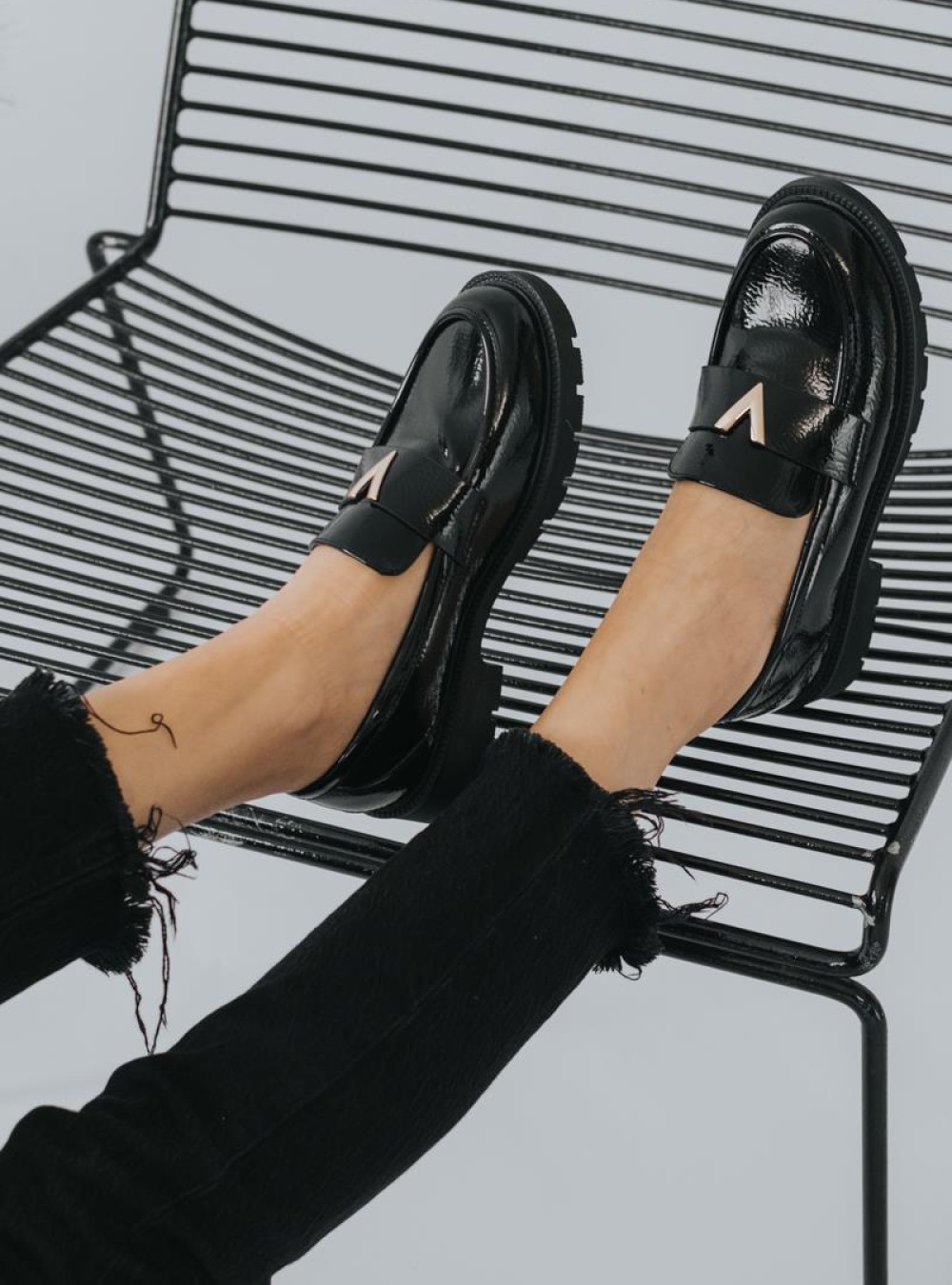 ADAMS Loafers λουστρίνι με διακοσμητικό V 004.848-23527-LU ΜΑΥΡΟ ADAMS Loafers λουστρίνι με διακοσμητικό V 004.848-23527-LU ΜΑΥΡΟ