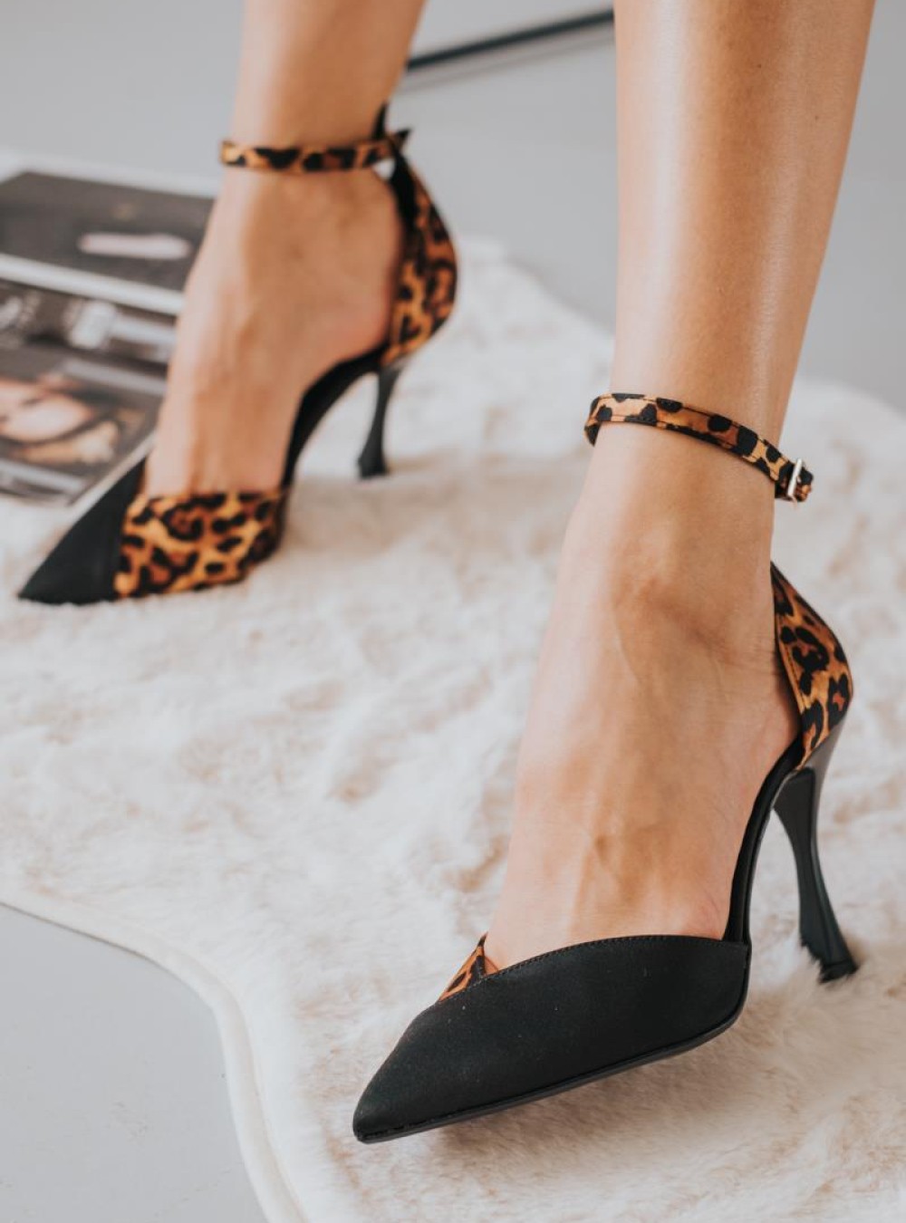 Σατέν γόβες με animal print λεπτομέρειες 377.0919-SA ΜΑΥΡΟ/ΛΕΟΠΑΡ Σατέν γόβες με animal print λεπτομέρειες 377.0919-SA ΜΑΥΡΟ/ΛΕΟΠΑΡ