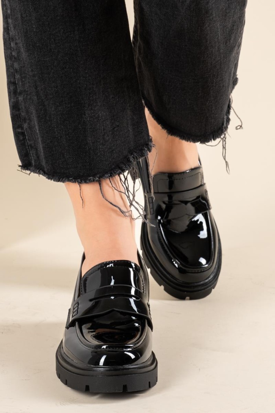 Block-heeled λουστρίνι loafers 431.LL1504-LU ΜΑΥΡΟ