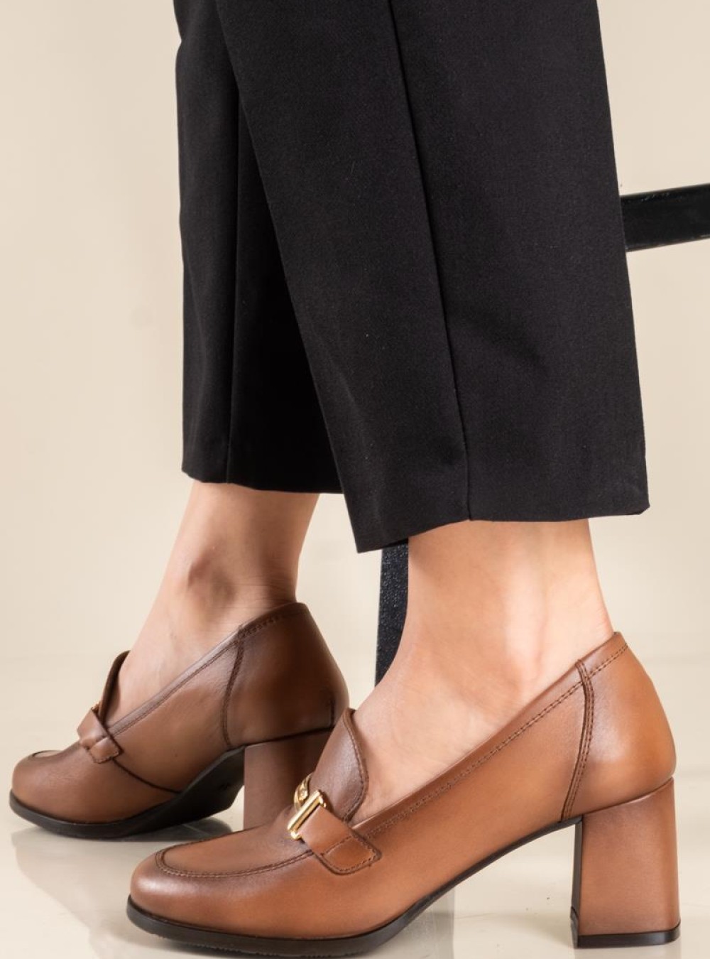 RAGAZZA δερμάτινα loafers με διακοσμητική αλυσίδα 331.063-L ΤΑΜΠΑ RAGAZZA δερμάτινα loafers με διακοσμητική αλυσίδα 331.063-L ΤΑΜΠΑ