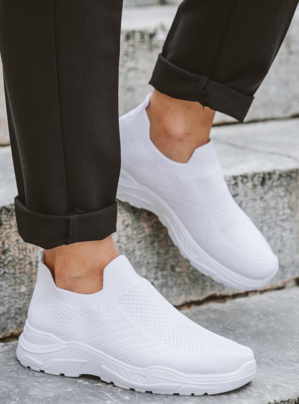 Υφασμάτινα slip-on sneakers τύπου κάλτσα 416.LY530-F ΑΣΠΡΟ Υφασμάτινα slip-on sneakers τύπου κάλτσα 416.LY530-F ΑΣΠΡΟ