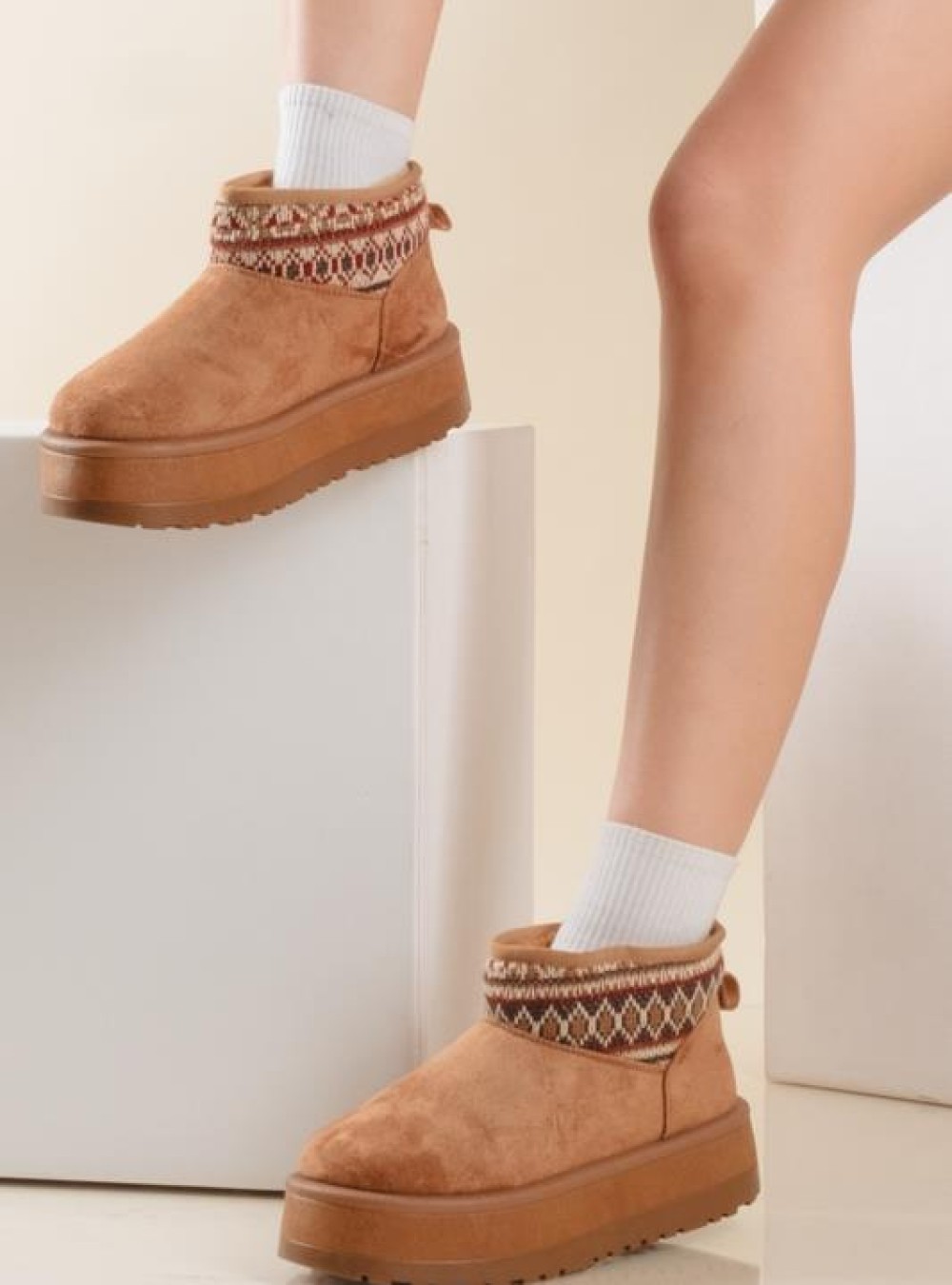 Boho δίσολα μποτάκια με γούνα 330.C761-L ΤΑΜΠΑ Boho δίσολα μποτάκια με γούνα 330.C761-L ΤΑΜΠΑ