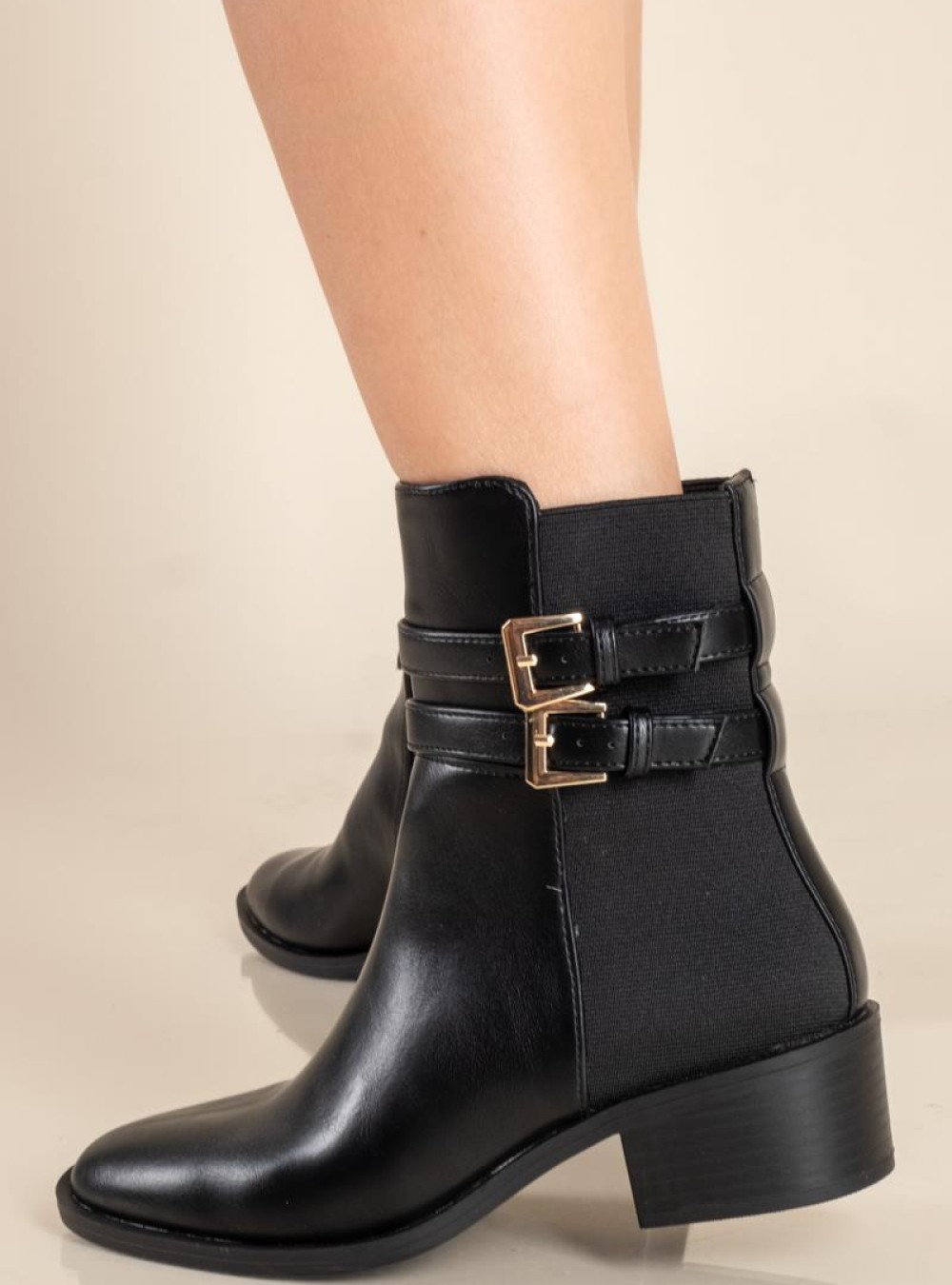 Casual μποτάκι με διπλό διακοσμητικό ζωνάκι 432.K5063-L ΜΑΥΡΟ Casual μποτάκι με διπλό διακοσμητικό ζωνάκι 432.K5063-L ΜΑΥΡΟ