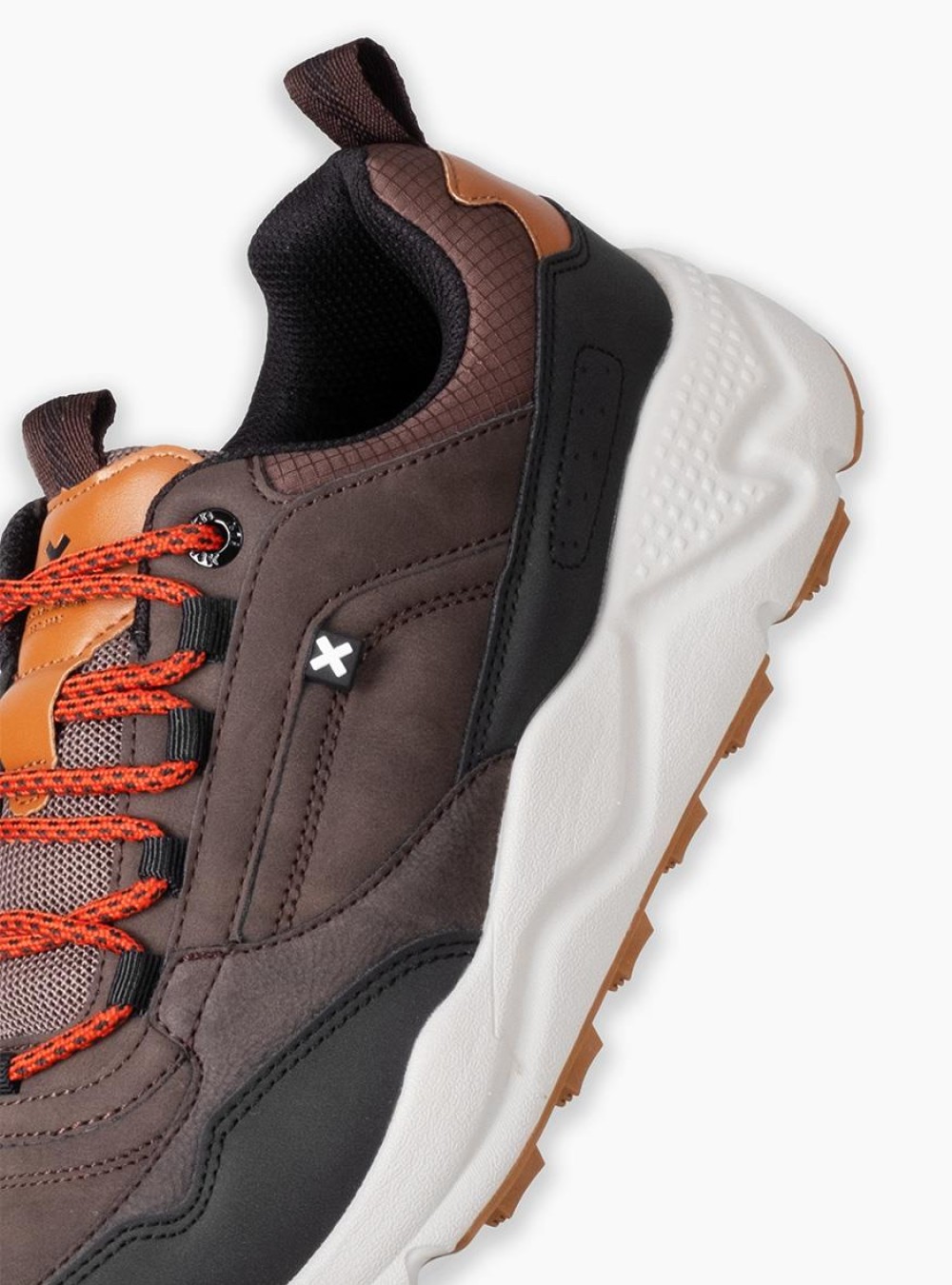 XTI Ανδρικό sneaker 395.143172-L ΚΑΦΕ XTI Ανδρικό sneaker 395.143172-L ΚΑΦΕ