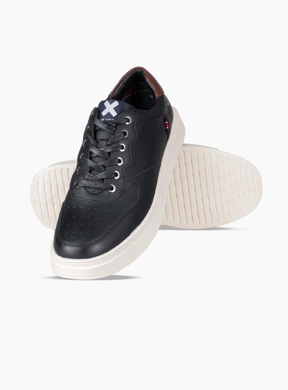 XTI Ανδρικό sneaker 395.143229-L ΜΑΥΡΟ/ΑΣΠΡΟ XTI Ανδρικό sneaker 395.143229-L ΜΑΥΡΟ/ΑΣΠΡΟ