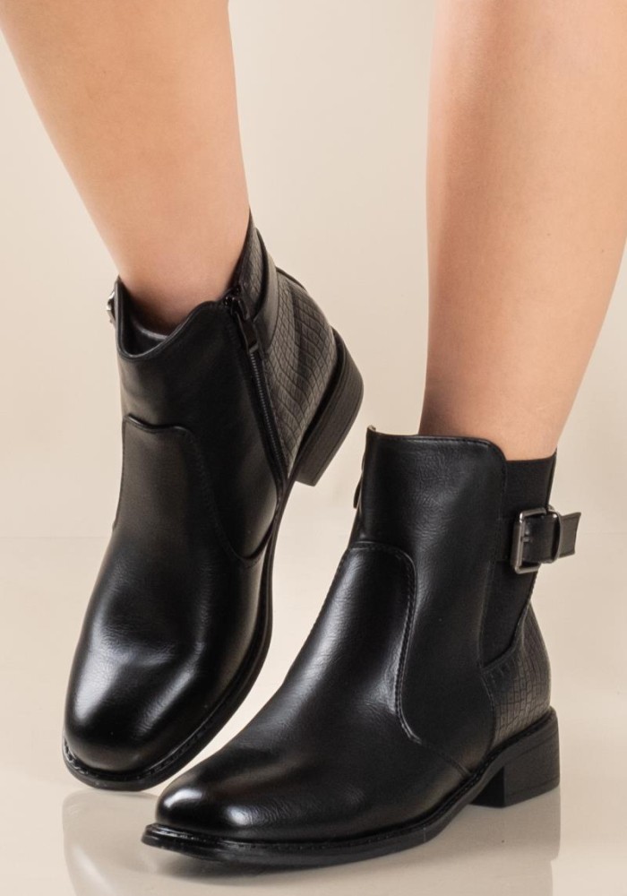 Casual μποτάκι με κρακελέ υφή στο πίσω μέρος 330.Q7193-L ΜΑΥΡΟ