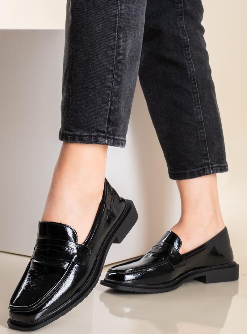 Adams λουστρίνι flat loafers 004.911-24506-LU ΜΑΥΡΟ Adams λουστρίνι flat loafers 004.911-24506-LU ΜΑΥΡΟ