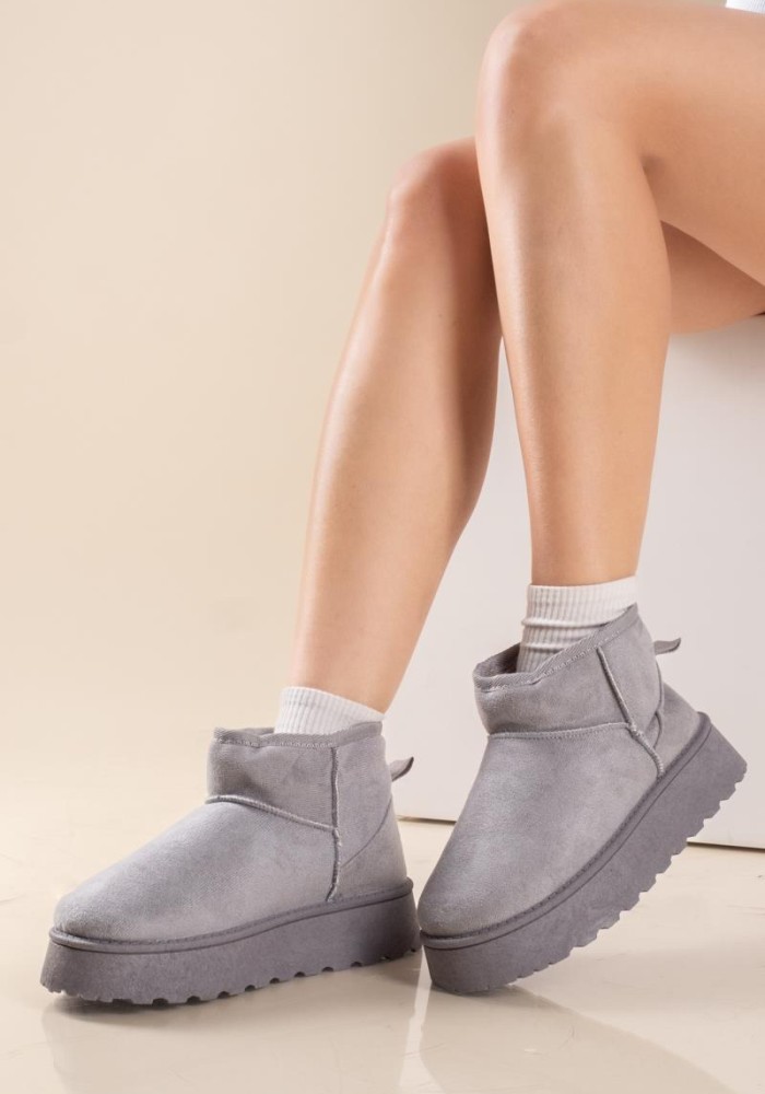 Suede δίσολο μποτάκι με εσωτερική γούνα 330.HC2401-C ΓΚΡΙ Suede δίσολο μποτάκι με εσωτερική γούνα 330.HC2401-C ΓΚΡΙ