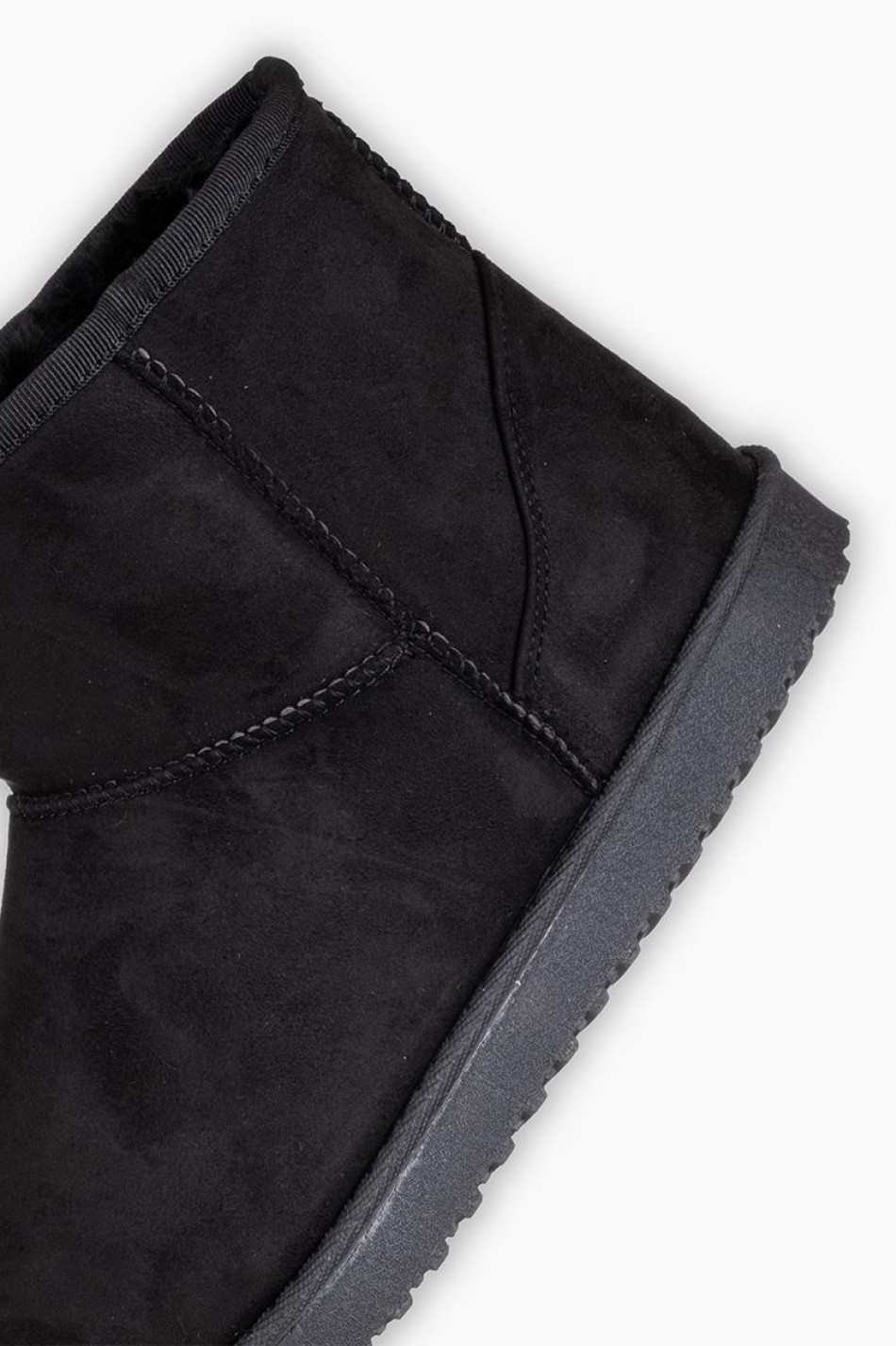 Suede μποτάκι με εσωτερική γούνα 431.DM992-C ΜΑΥΡΟ Suede μποτάκι με εσωτερική γούνα 431.DM992-C ΜΑΥΡΟ