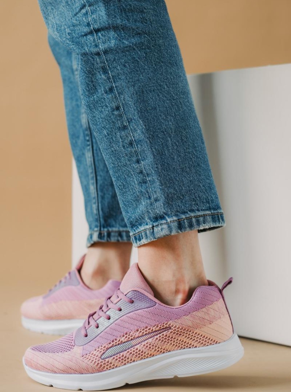 Υφασμάτινα running sneakers 318.TR111701-W-F ΡΟΖ Υφασμάτινα running sneakers 318.TR111701-W-F ΡΟΖ