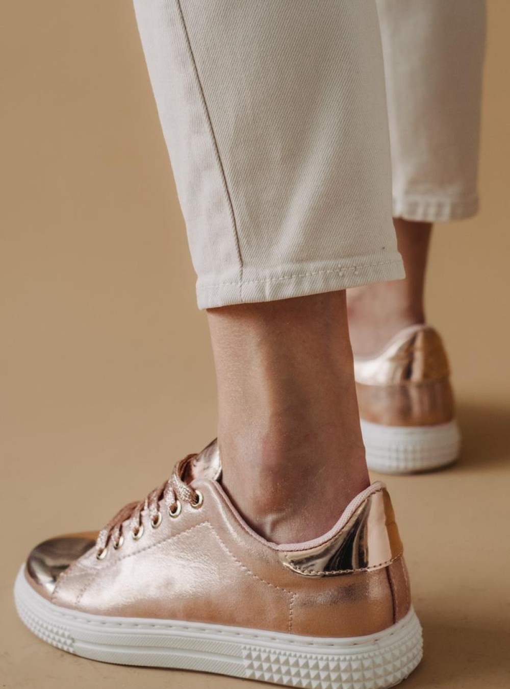 Tennis sneakers με mirror effect 330.BK09-L ΡΟΖ Tennis sneakers με mirror effect 330.BK09-L ΡΟΖ