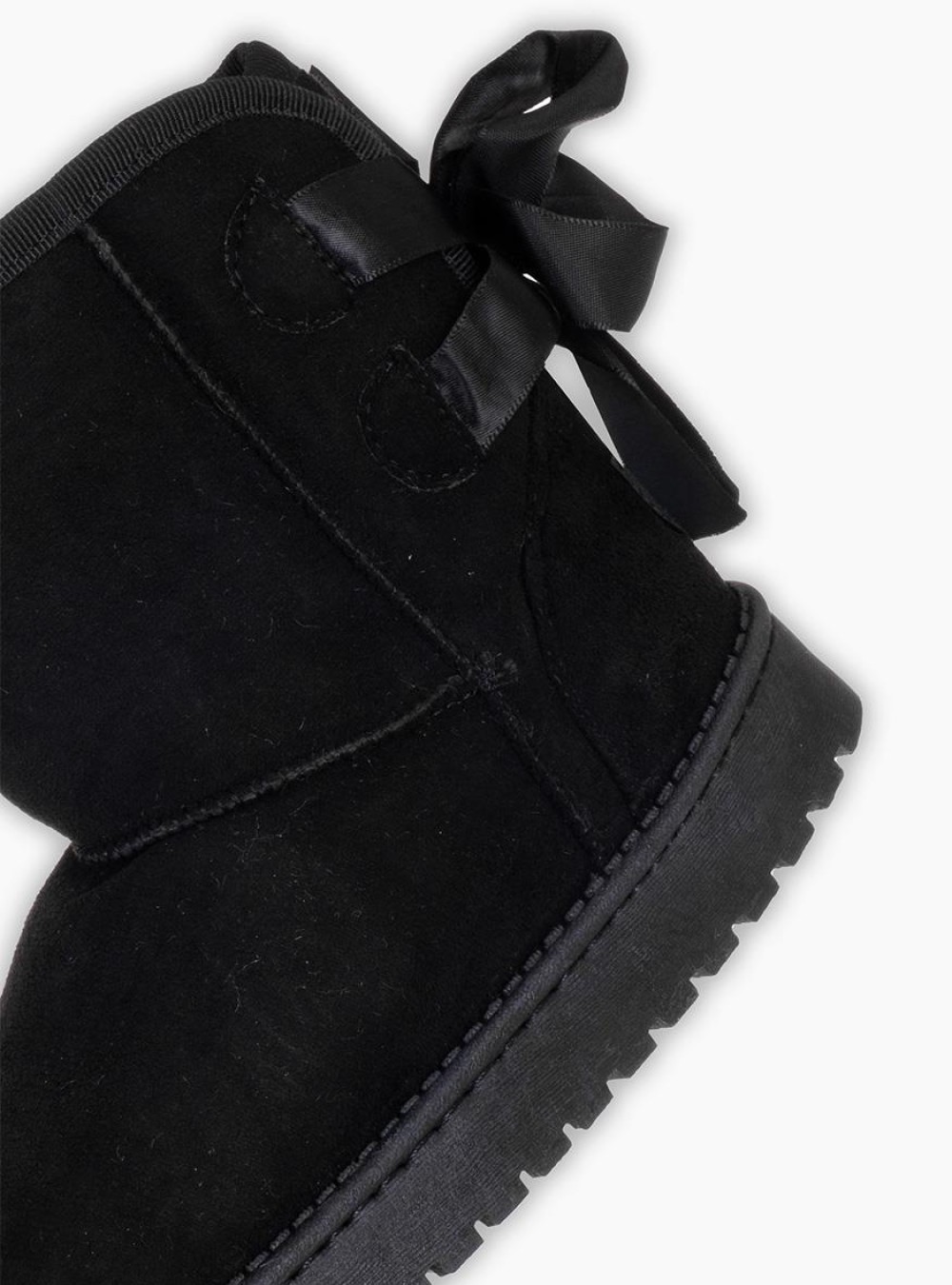 Suede μποτάκια για κορίτσια με εσωτερική γούνα 330.C826-C ΜΑΥΡΟ