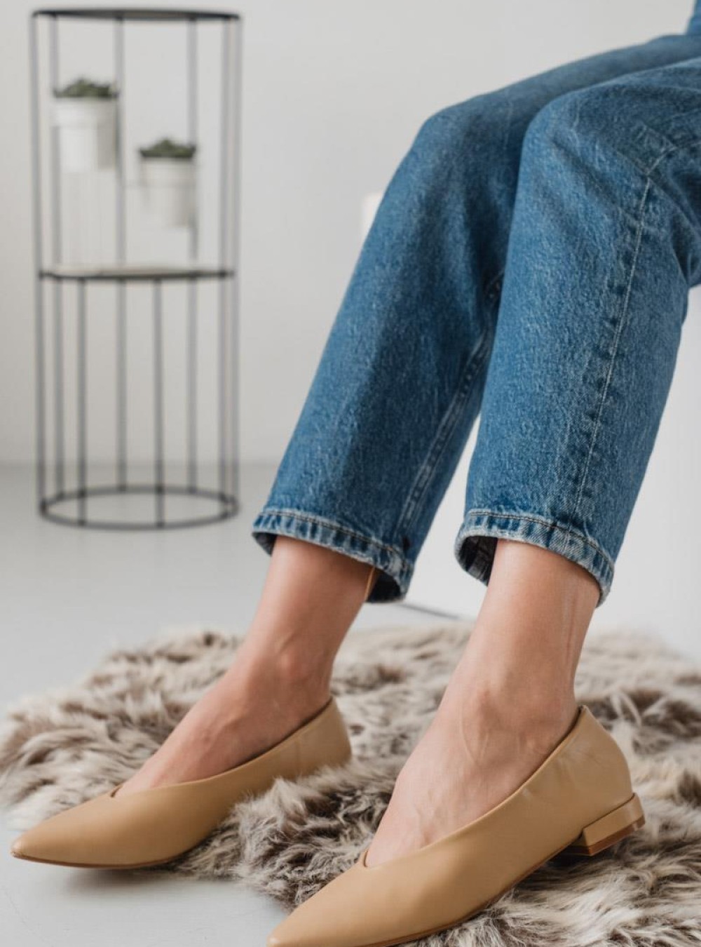 Flat μυτερές μπαλαρίνες 396.F1615-L ΜΠΕΖ Flat μυτερές μπαλαρίνες 396.F1615-L ΜΠΕΖ