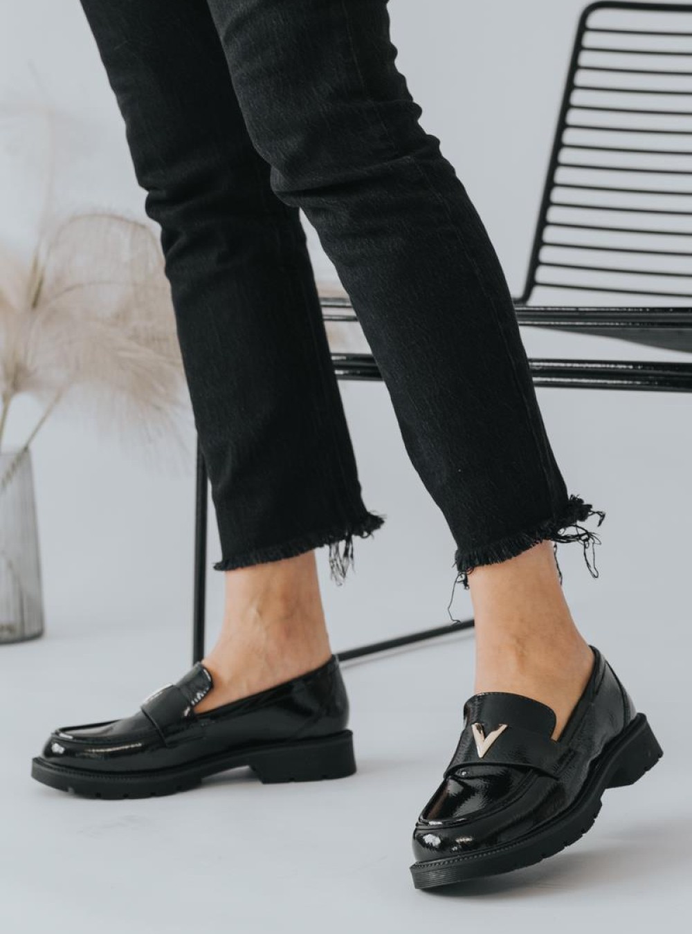 ADAMS Loafers λουστρίνι με διακοσμητικό V 004.848-23527-LU ΜΑΥΡΟ ADAMS Loafers λουστρίνι με διακοσμητικό V 004.848-23527-LU ΜΑΥΡΟ