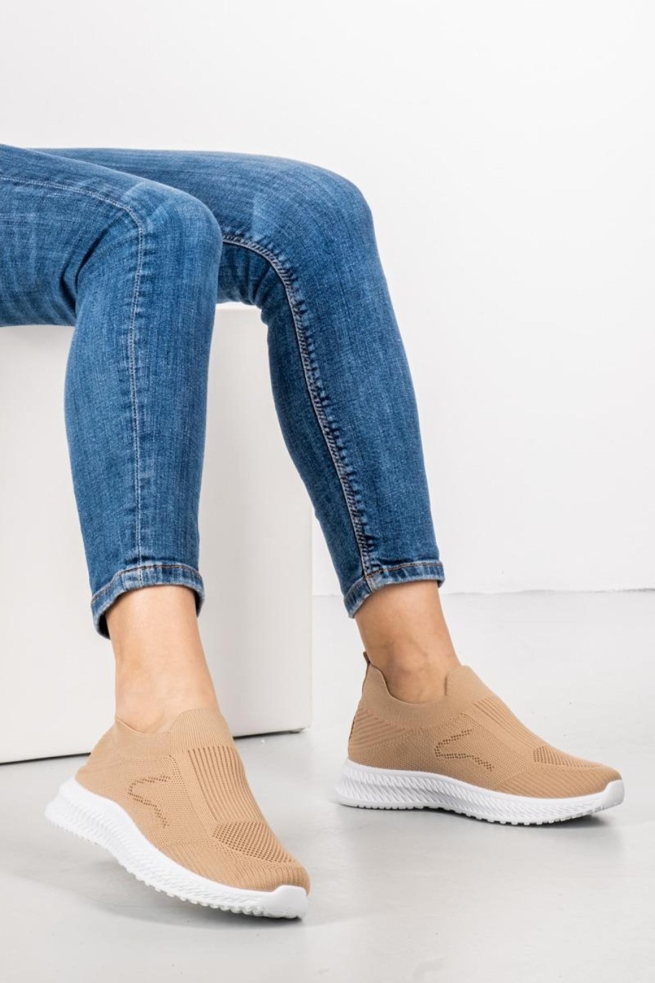 Slip-on υφασμάτινα sneakers 330.LY380-F ΠΟΥΡΟ Slip-on υφασμάτινα sneakers 330.LY380-F ΠΟΥΡΟ