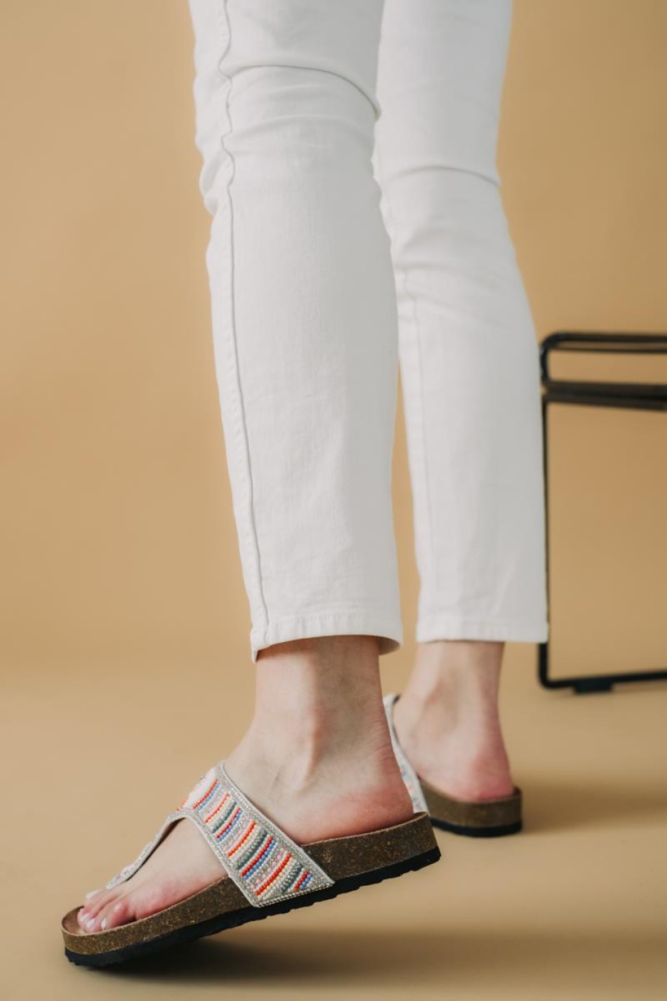 Boho style fussbett flatform με T-bar 330.TZ697-F ΑΣΠΡΟ