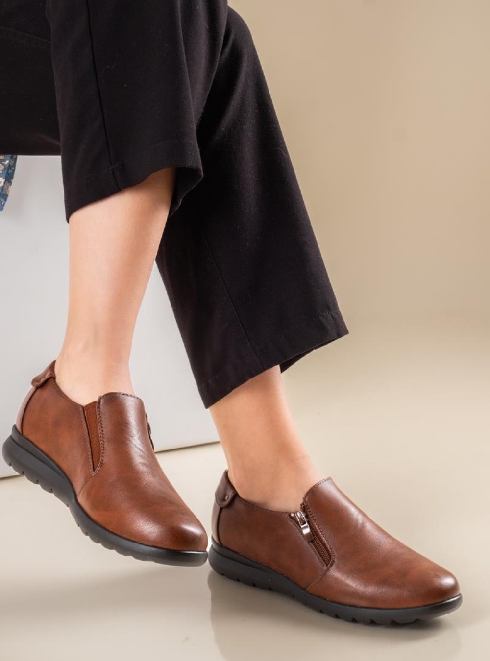 Casual slip-on comfort με φερμουάρ 330.3001-L ΤΑΜΠΑ Casual slip-on comfort με φερμουάρ 330.3001-L ΤΑΜΠΑ