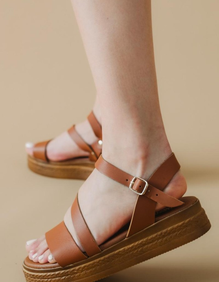 Flatforms με διαγώνιο λουράκι και μπαρέτα 330.1001623-L ΤΑΜΠΑ