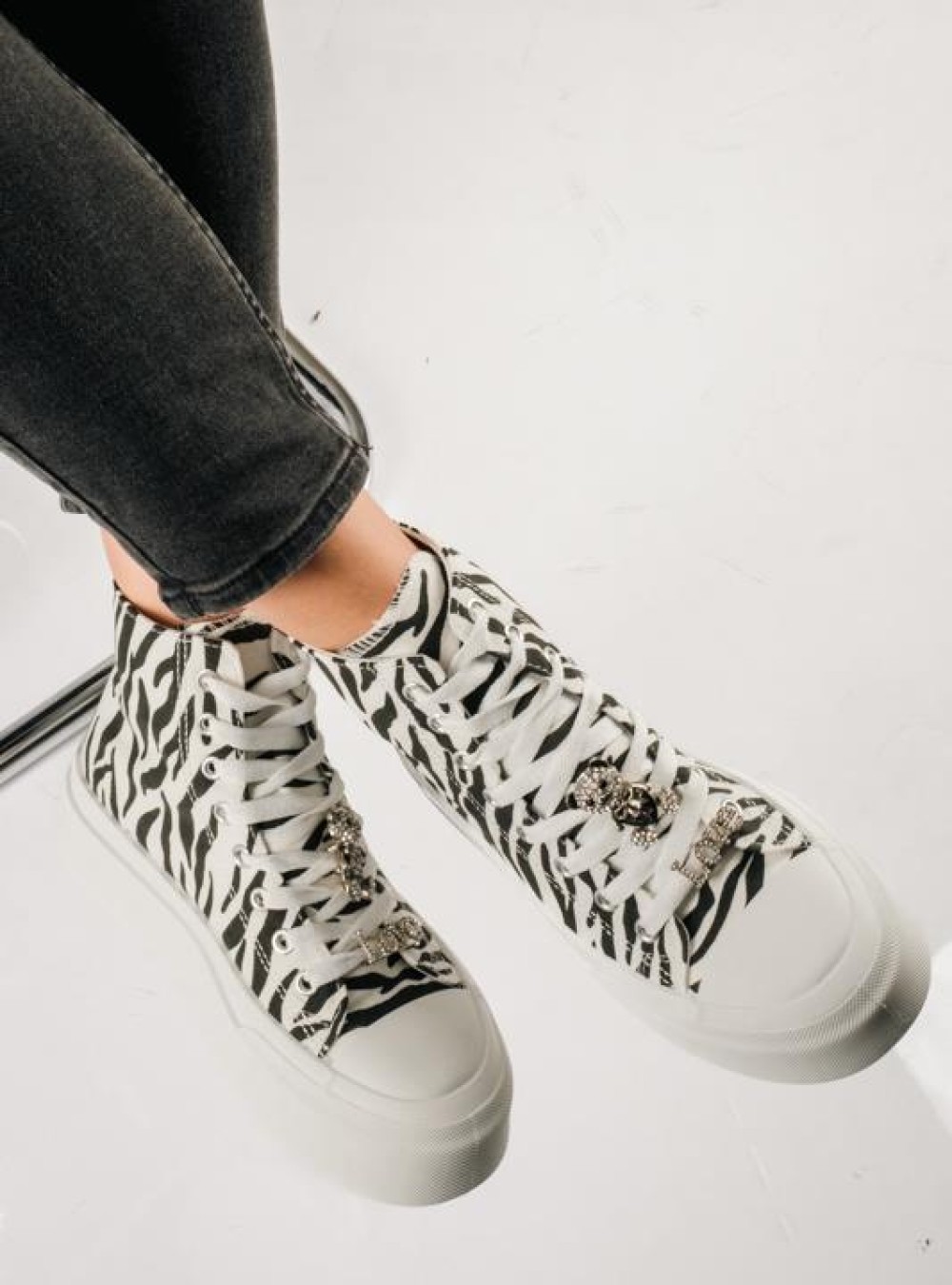 Δίσολα υφασμάτινα sneakers μποτάκια ZEBRA Δίσολα υφασμάτινα sneakers μποτάκια ZEBRA