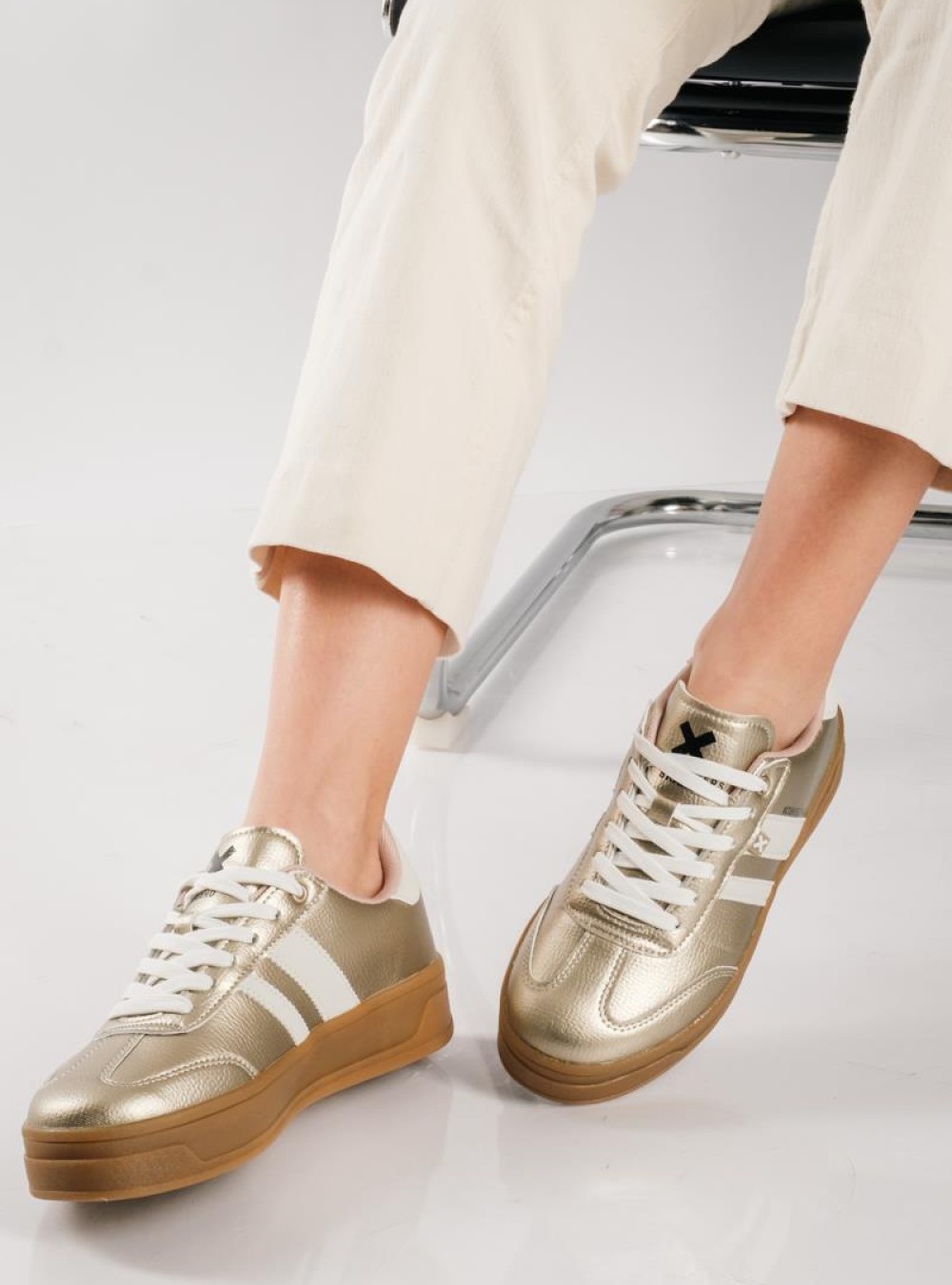 XTI Street style δίσολα sneakers ΧΡΥΣΟ XTI Street style δίσολα sneakers ΧΡΥΣΟ