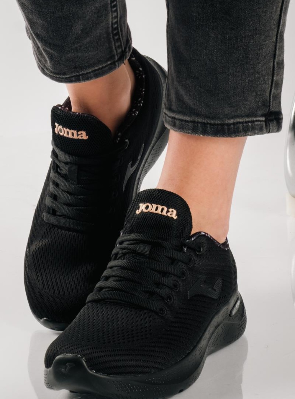 JOMA Γυναικείο sneaker με memory foam ΜΑΥΡΟ JOMA Γυναικείο sneaker με memory foam ΜΑΥΡΟ