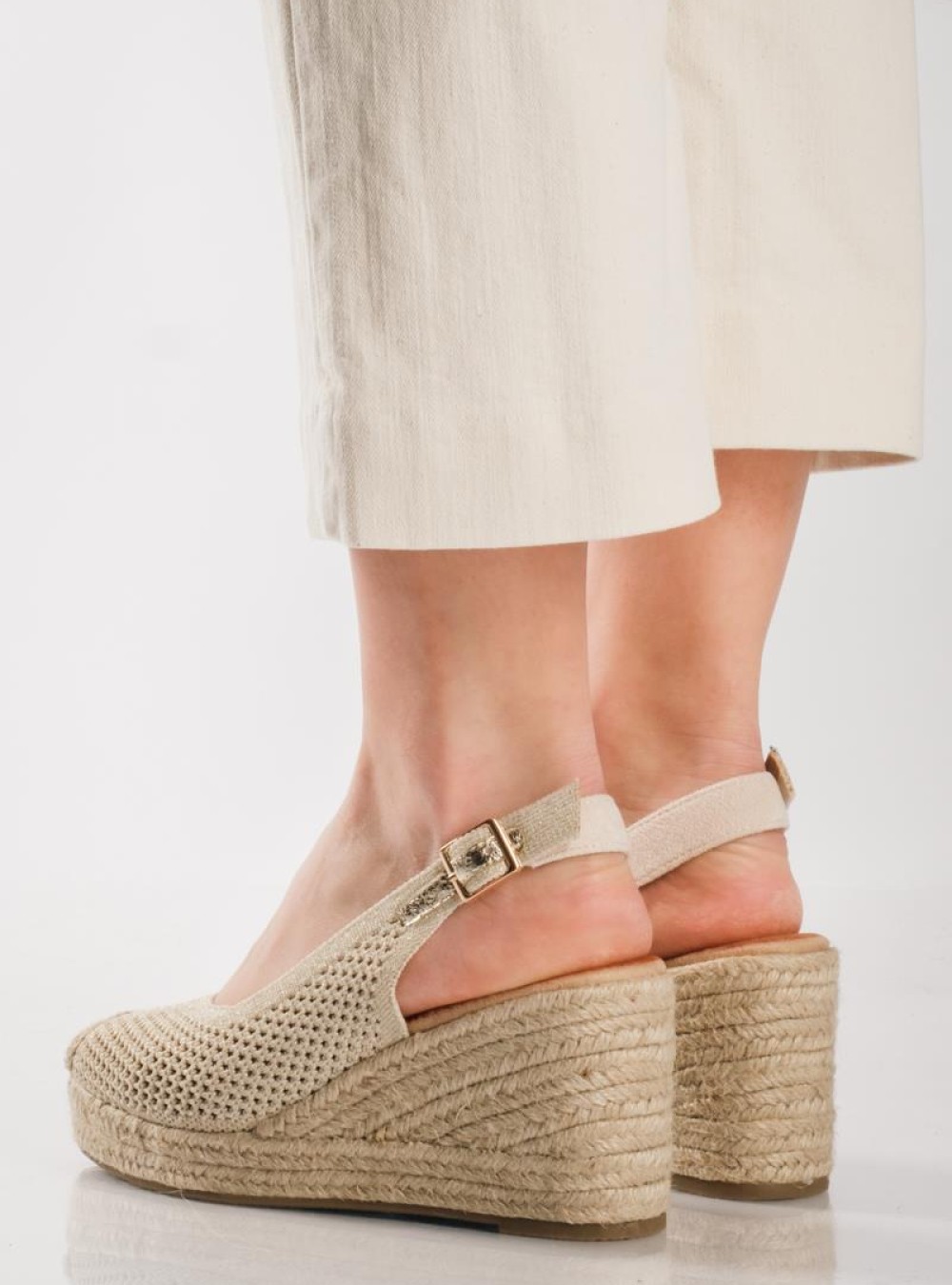 Slingback πλατφόρμες εσπαντρίγιες ΜΠΕΖ Slingback πλατφόρμες εσπαντρίγιες ΜΠΕΖ