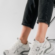 Running sneakers σε συνδυσμό υλικών ΑΣΗΜΙ Running sneakers σε συνδυσμό υλικών ΑΣΗΜΙ