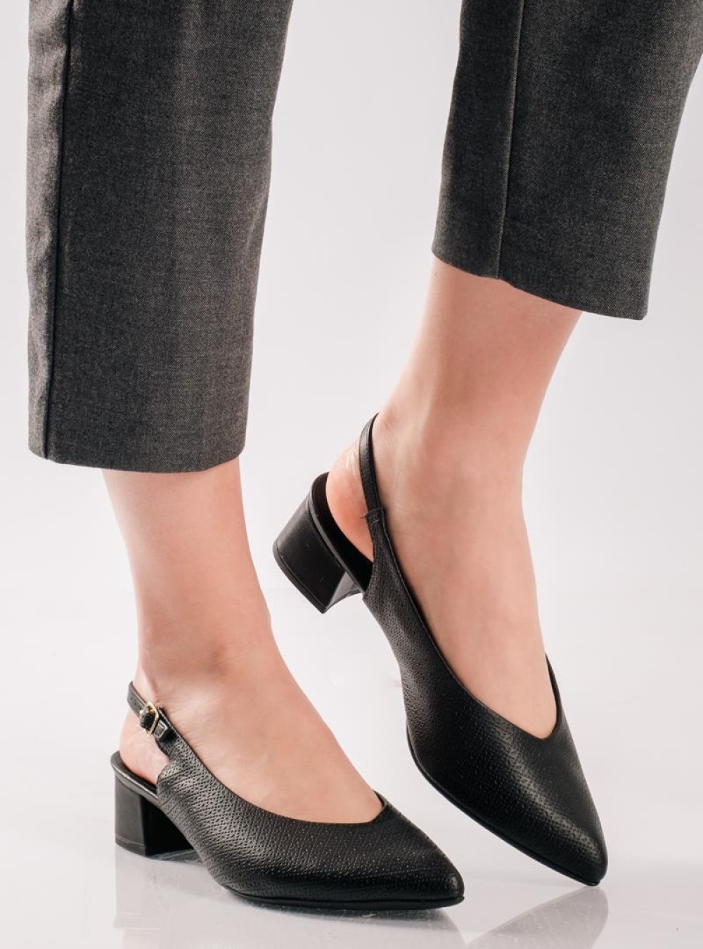 PICCADILLY Slingback ανατομικές γόβες με χαμηλό τακούνι ΜΑΥΡΟ PICCADILLY Slingback ανατομικές γόβες με χαμηλό τακούνι ΜΑΥΡΟ