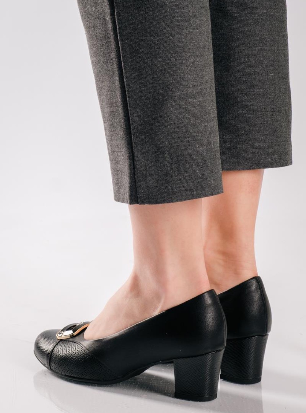 PICCADILLY ανατομικές γόβες σε κλασική γραμμή και διακριτική αγκράφα ΜΑΥΡΟ PICCADILLY ανατομικές γόβες σε κλασική γραμμή και διακριτική αγκράφα ΜΑΥΡΟ