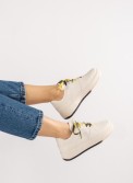 Casual sneakers με δίχρωμη σόλα και πολύχρωμα κορδόνια 330.LLN308-L
